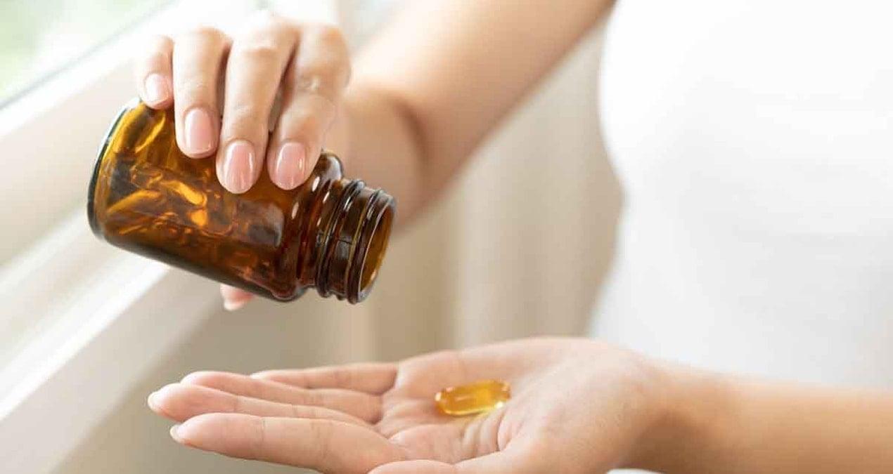 vitamin-takviyesi-kullananlar-icin-uyari-yuksek-dozda-alinan-bu-vitamin-sinir-hasarina-neden-olabilir-gziw2998.jpg