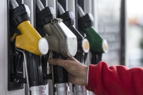 yarindan-itibaren-benzin-motorin-ve-lpg-fiyatlarinda-sok-degisim-avtPyJnm.jpg