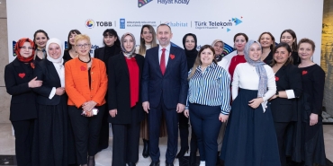 2019dan-bugune-deprem-bolgesindeki-kadinlara-umut-asilayan-destek-projesi-5PxtimjL.jpg