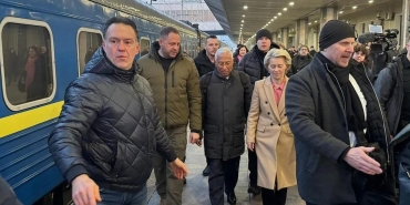 ab-baskani-von-der-leyen-kieve-35-milyon-euro-degerinde-destek-paketiyle-ziyaret-gerceklestirdi-gQWIy35J.jpg