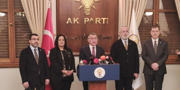 ak-parti-grup-baskani-guler-emekli-bayram-ikramiyesinin-henuz-gundeme-gelmedigini-acikladi-jrm6UDaa.jpg