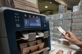 atm-mobil-ve-sube-ucretlerinde-degisiklik-banka-islemlerindeki-masraflar-yukseldi-BhGeCKim.jpg