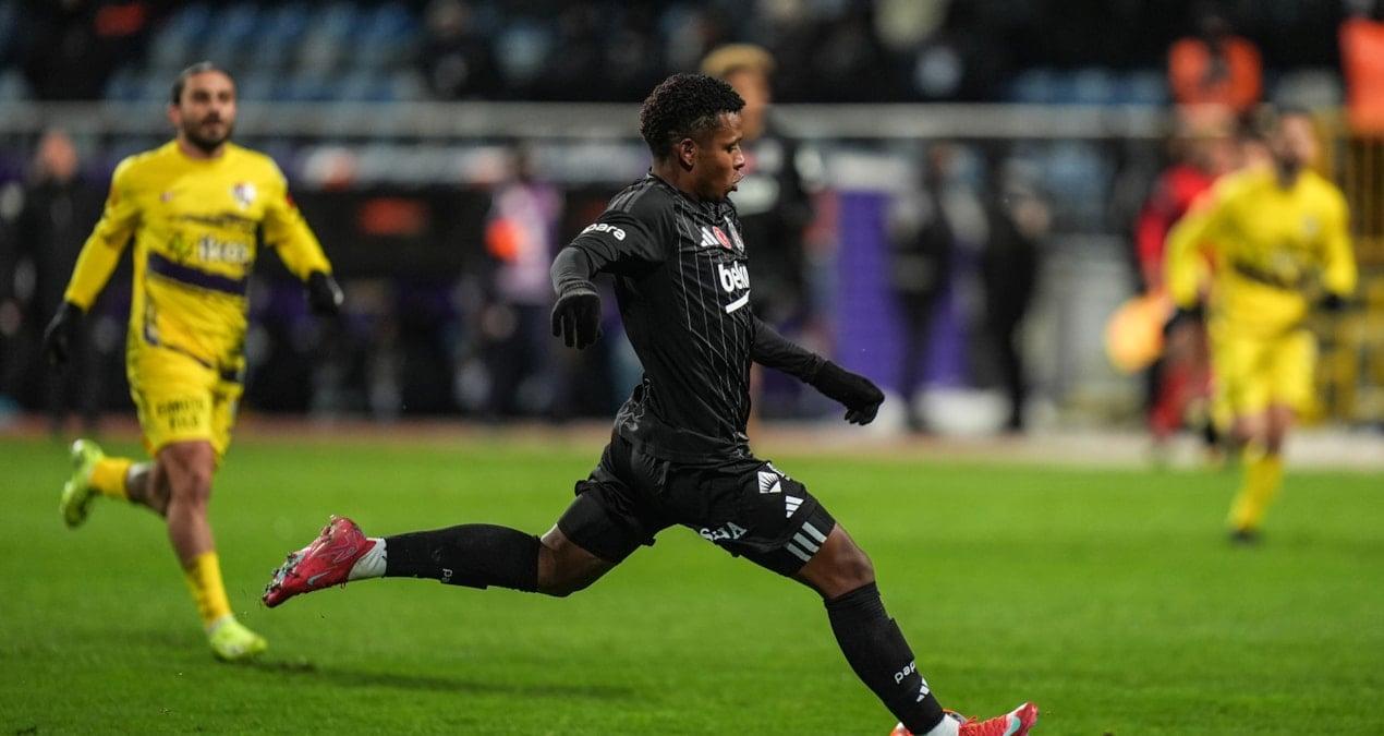 besiktasin-yeni-transferi-arroyo-ilk-kez-sahada-vDSrzXJU.jpg