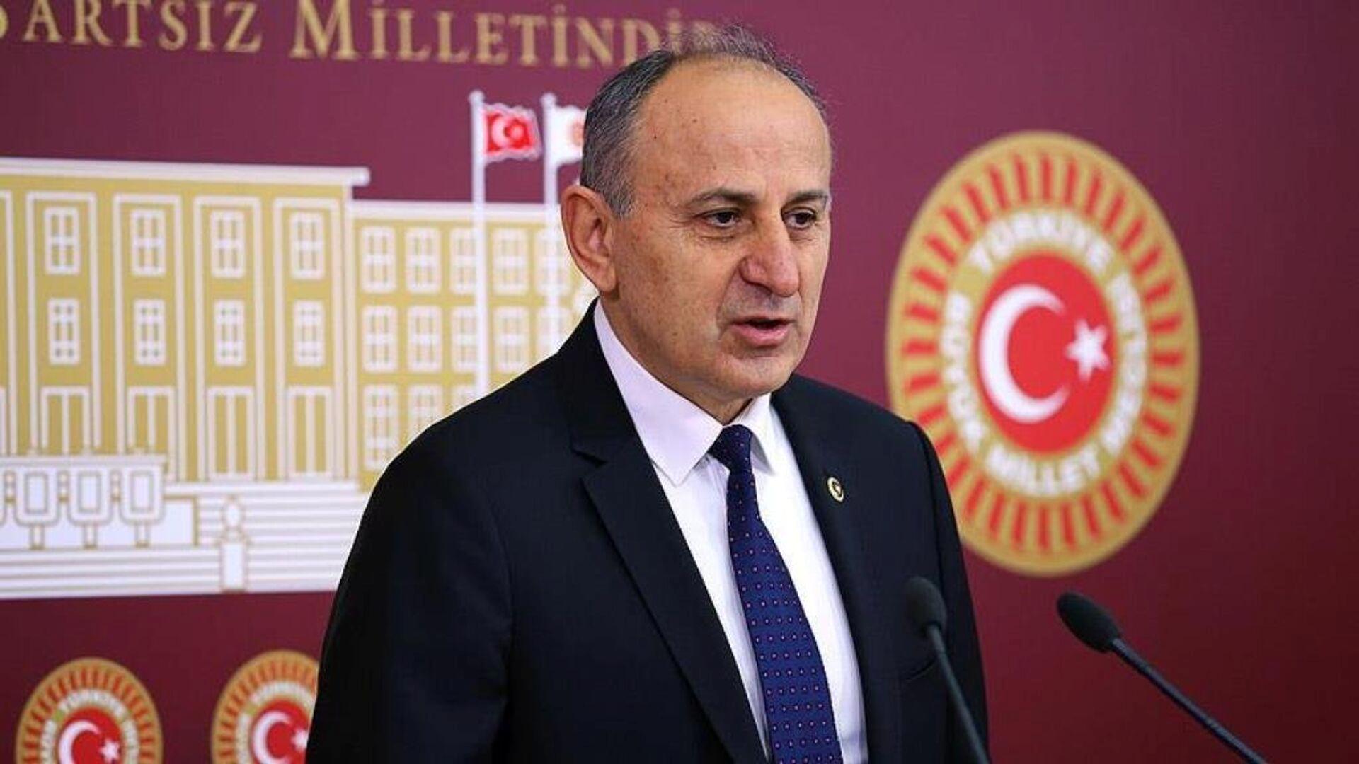 chpde-on-secim-dursun-cicek-imza-toplamayi-birakti-CSq5SeXc.jpg