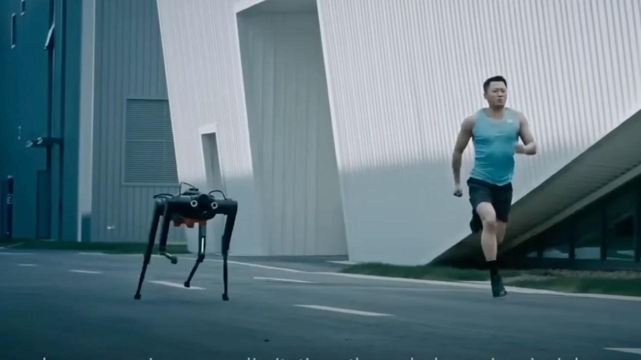 cinin-yeni-harikasi-usain-bolt-hizinda-kosan-robot-uZxXXaDv.jpg
