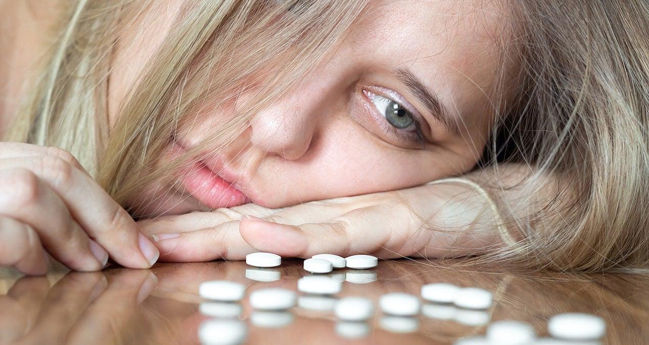 depresyon-ilaclarinin-yanlis-kullanimina-dikkat-biv3xKWe.jpg