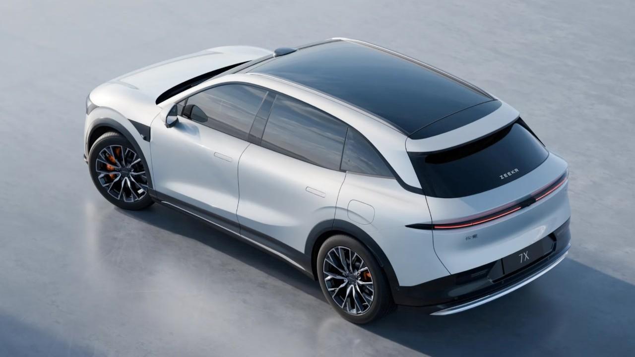 dokuz-dakikada-tam-sarj-zeekr-7x-suv-ile-tanisin-4ruwNpE1.jpg