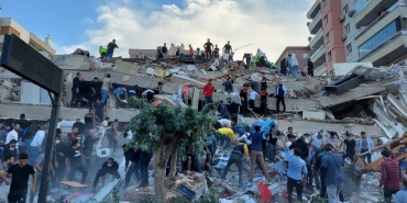 ege-denizinde-deprem-firtinasi-okullari-kapatan-tsunami-tehdidi-QcYuGpUQ.jpg