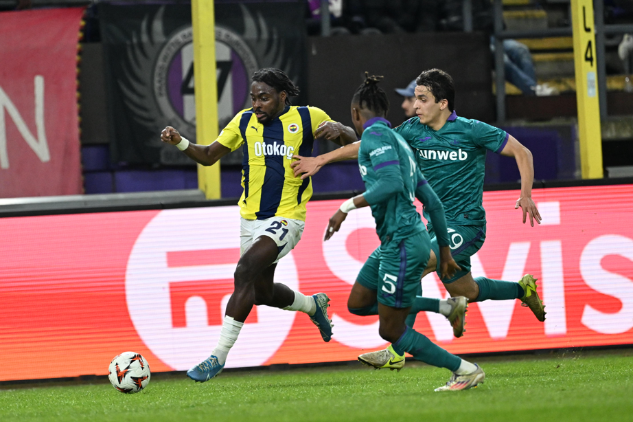 Fenerbahçe, Avrupa'da Son 16'ya Yükseldi!