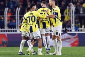 fenerbahcenin-golculeri-galibiyeti-kutladi-yeuLhvKP.jpg