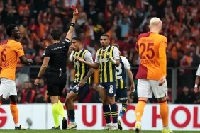galatasaray-ve-fenerbahce-derbileri-heyecan-dolu-mucadeleler-jceqrBri.jpg