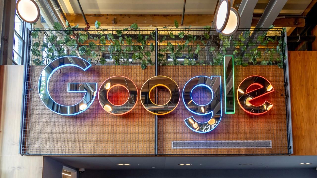 google-yas-tespiti-icin-yapay-zeka-ile-yaslanmayi-cozmeye-hazirlaniyor-k6YyjpT6.jpg