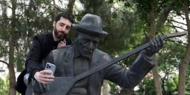 grinko-sik-veyselin-ilahisi-ile-modern-duygularin-bulusmasi-OMfeyhTA.jpg