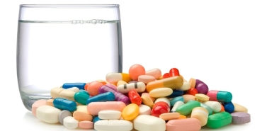 her-gun-vitamin-almanin-faydalari-ve-zararlari-dogru-mu-yanlis-mi-1ASuYdEm.jpg