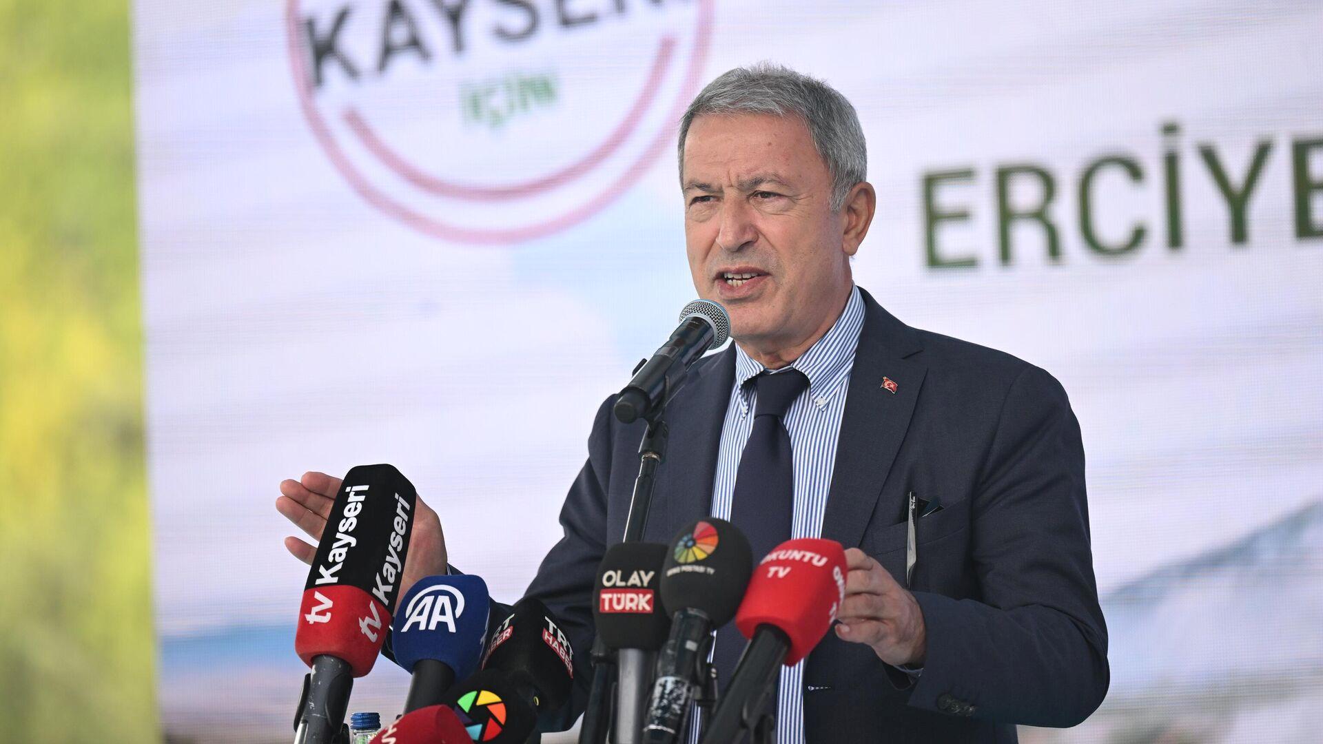hulusi-akar-ozgur-ozele-actigi-tazminat-davasini-kaybetti-y3zEimcp.jpg