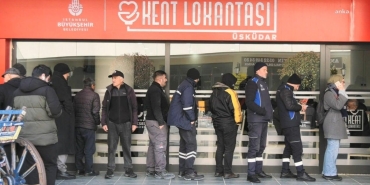 kent-lokantasi-onundeki-emeklilerin-isyani-tayyip-efendi-milleti-bu-duruma-dusurdu-MrJqzkcP.jpg