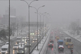 meteoroloji-saatler-kaldi-diyerek-alarma-gecti-6-il-icin-kritik-aciklama-geldi-kar-yagisi-turkiyeyi-saracak-I49b8lUq.jpg