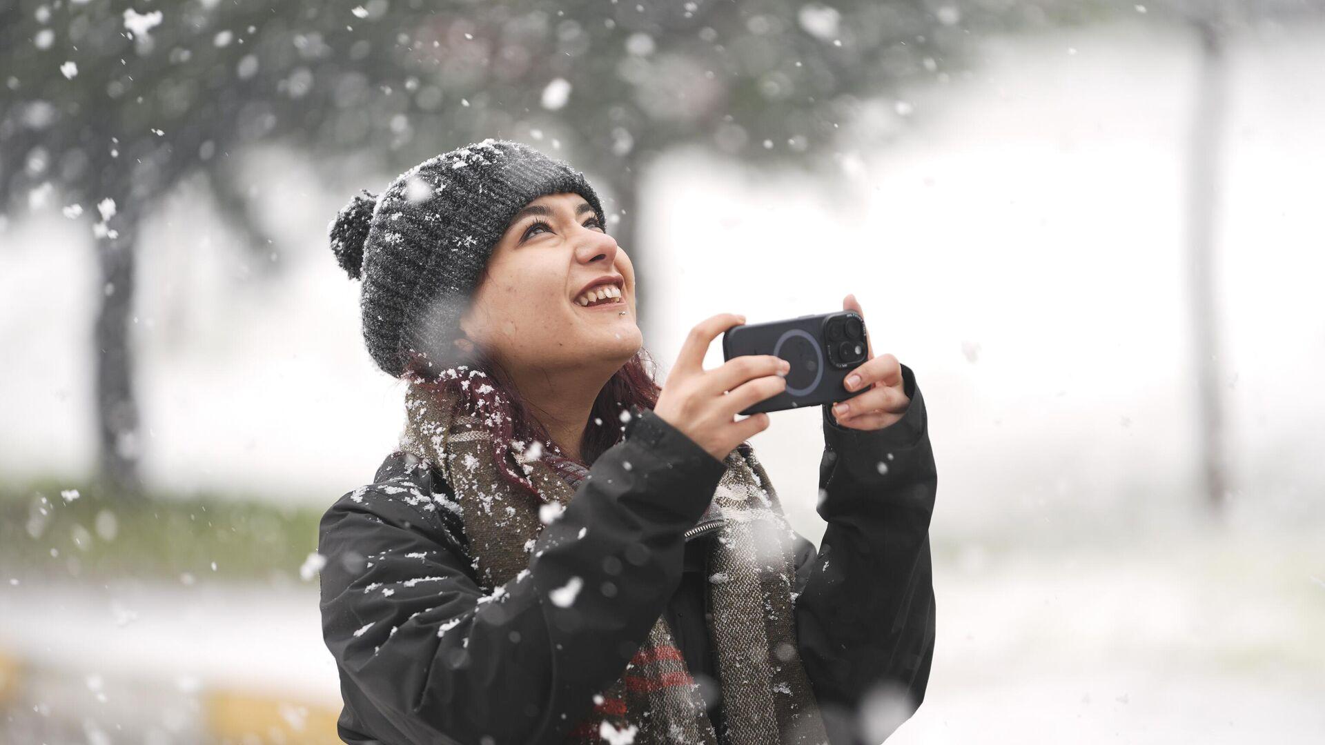 meteorolojiden-turkiyeyi-kar-firtinasi-vuracak-uyarisi-sicakliklar-12-derece-aniden-dusecek-cok-sert-geliyor-e59swsKe.jpg