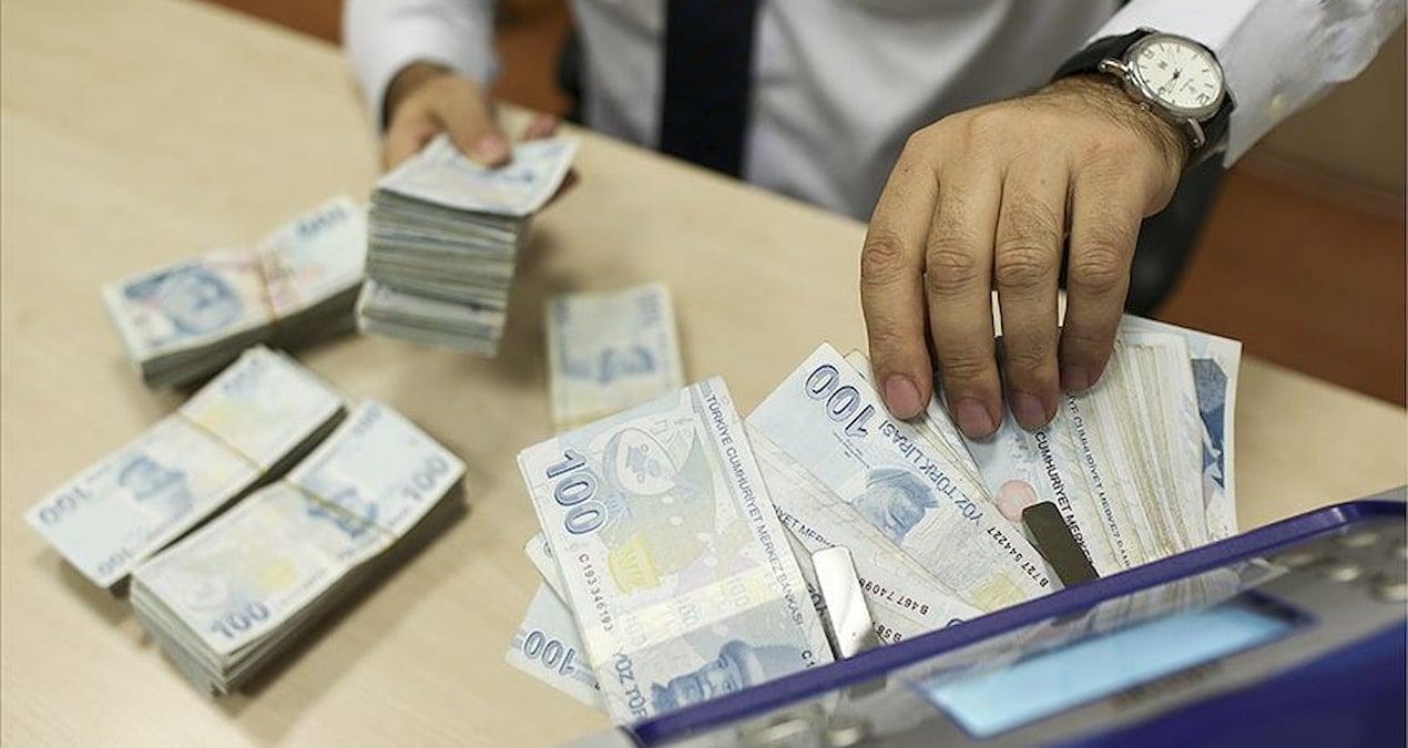 mevduat-faizlerinde-dusus-stopajda-artis-500-bin-ve-1-milyon-tl-yatirimlarinda-ciddi-kayiplar-NFgZVwjy.jpg