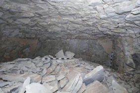 misirda-3-bin-500-yil-onceye-ait-essiz-bir-firavun-mezari-gun-yuzune-cikarildi-WmjxfAHT.jpg