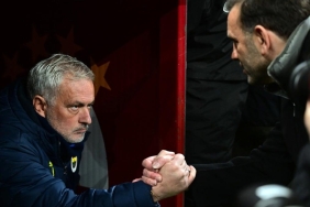 mourinhonun-mahkemelik-oldugu-olay-maymun-gibi-ifadesiyle-ne-anlatmak-istedi-VdyV7bxi.jpg