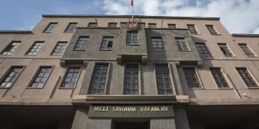 msb-kaynaklarindan-ozgur-ozele-komutanlar-yaniti-tum-yasal-haklar-kullanilacak-gINkrcmW.jpg