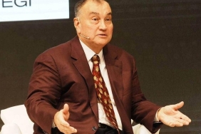 murat-ulker-turkiyenin-en-zengini-olarak-soyadini-neden-degistirdigini-acikladi-LqBB7hS9.jpg