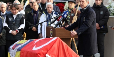 ogun-altiparmak-icin-anma-toreni-duzenlendi-KmGXkejN.jpg