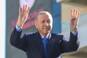 omer-celikten-ozgur-ozele-cumhurbaskanimizin-siyasi-mucadele-verdigi-lig-dunya-siyasetinin-super-ligidir-Af9KQEAH.jpg