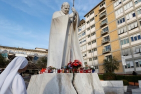 papanin-saglik-durumu-kotulesirken-vatikan-basini-sarsici-bir-aciklama-icin-hazirlaniyor-93XNICwn.jpg