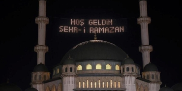 ramazan-ayi-ne-zaman-basliyor-ilk-oruc-ne-zaman-tutulacak-Wi7XUYEG.jpg