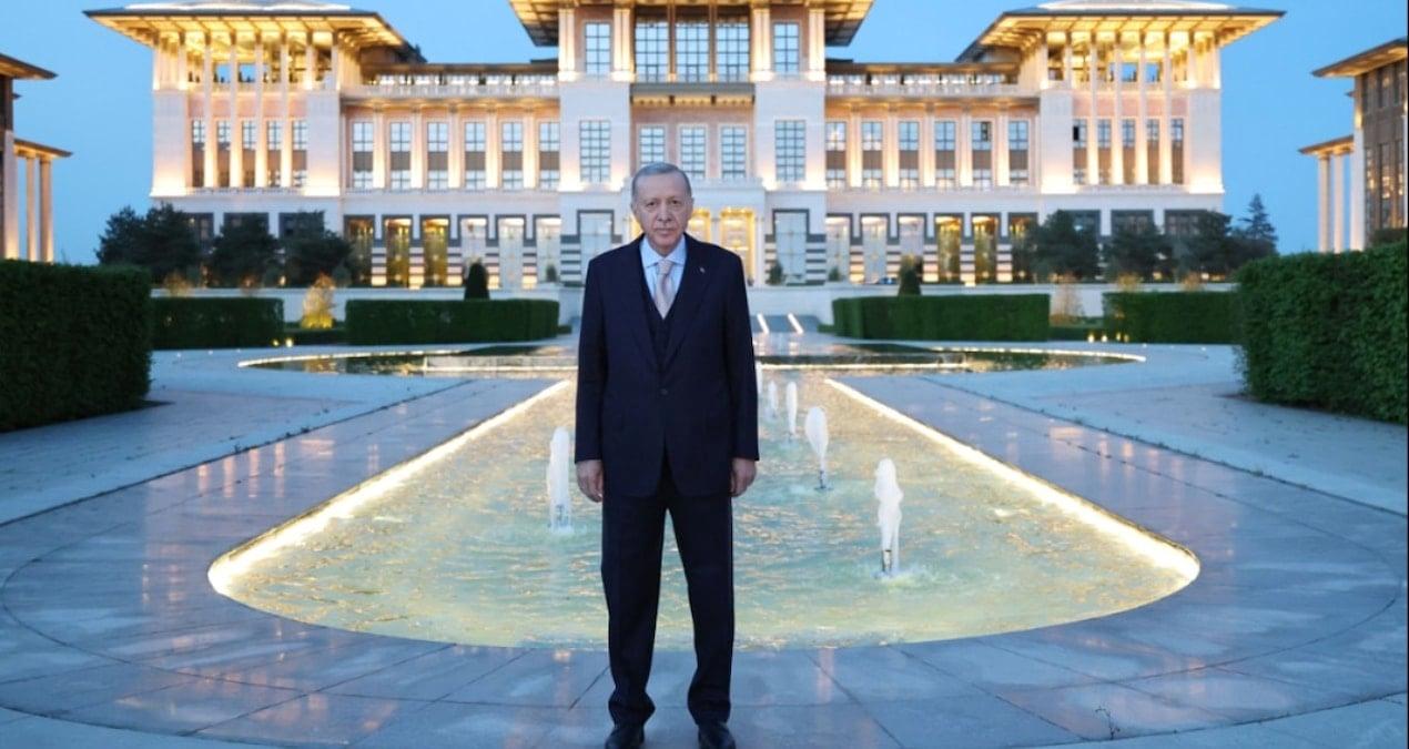 sarayda-enflasyon-orani-sasirtiyor-yuzde-299-TMSp1ITV.jpg