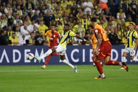 uefa-hakem-seminerinde-gsaray-ve-fbahce-rekabeti-konusuldu-CIehlPVp.jpg