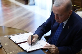 ust-duzey-gorevden-alma-ve-atama-kararlari-resmi-gazetede-yayimlandi-kultur-ve-turizm-bakanliginda-da-degisiklik-R8ifBMdz.jpg