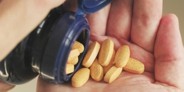 uzmanlardan-uyari-vitamin-takviyeleri-beklenmedik-tehlikeler-barindiriyor-MJJ9AQkb.jpg