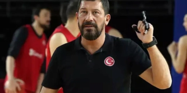 a-milli-takimin-eski-hocasi-ufuk-sarica-hastaneye-yatirildi-XFtOz95l.jpg