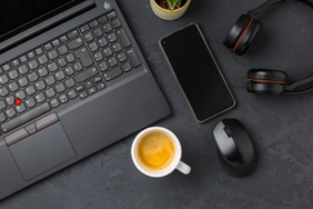 android-16-tum-telefonlar-icin-samsung-dex-benzeri-masaustu-modunun-kapilarini-araliyor-QLcNSfgm.jpg