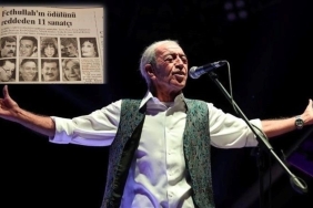 ataol-behramoglu-ve-sadik-gurbuzun-kaleminden-edip-akbayram-anilar-ve-turkulerle-dolu-bir-insanlik-mirasi-LNrAWRJN.jpg