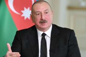 azerbaycan-cumhurbaskani-aliyev-fransa-ermenistani-yeni-savasasurukluyor-lMcEI94W.jpg