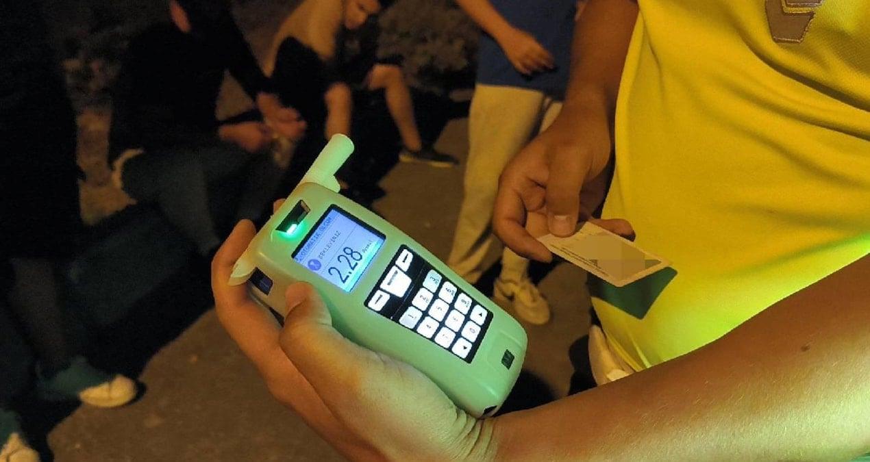 bakan-duyurdu-araclarda-uygulanacak-alkol-kilidi-sistemi-nedir-Ec99dgme.jpg