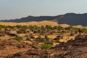 col-sirlari-gizemli-mikro-oyugun-pesinde-yeni-bir-yasam-formu-h4tR5GKG.jpg