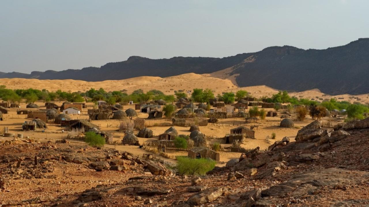 col-sirlari-gizemli-mikro-oyugun-pesinde-yeni-bir-yasam-formu-h4tR5GKG.jpg