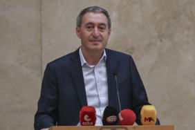 dem-parti-es-baskani-bakirhan-nevruz-oncesi-bir-cagri-gelirse-memnun-oluruz-SaK3bXEc.jpg