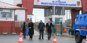 dem-partiden-erdogan-ile-gorusme-aciklamasi-heyetimiz-basvuru-yapacak-umXcZn7e.jpg