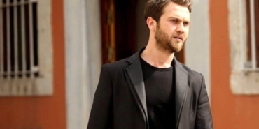 dizi-setinde-korkutan-kaza-aras-bulut-iynemli-ameliyata-alindi-2nFX7WSR.jpg