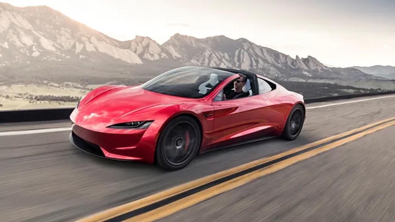 elon-muskin-8-yildir-beklenen-vaadi-tesla-roadster-2nin-sirlari-Xc8kvbJC.jpg