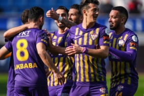 eyupspor-4-mac-sonra-galibiyetle-tanisti-AksgSuy9.jpg