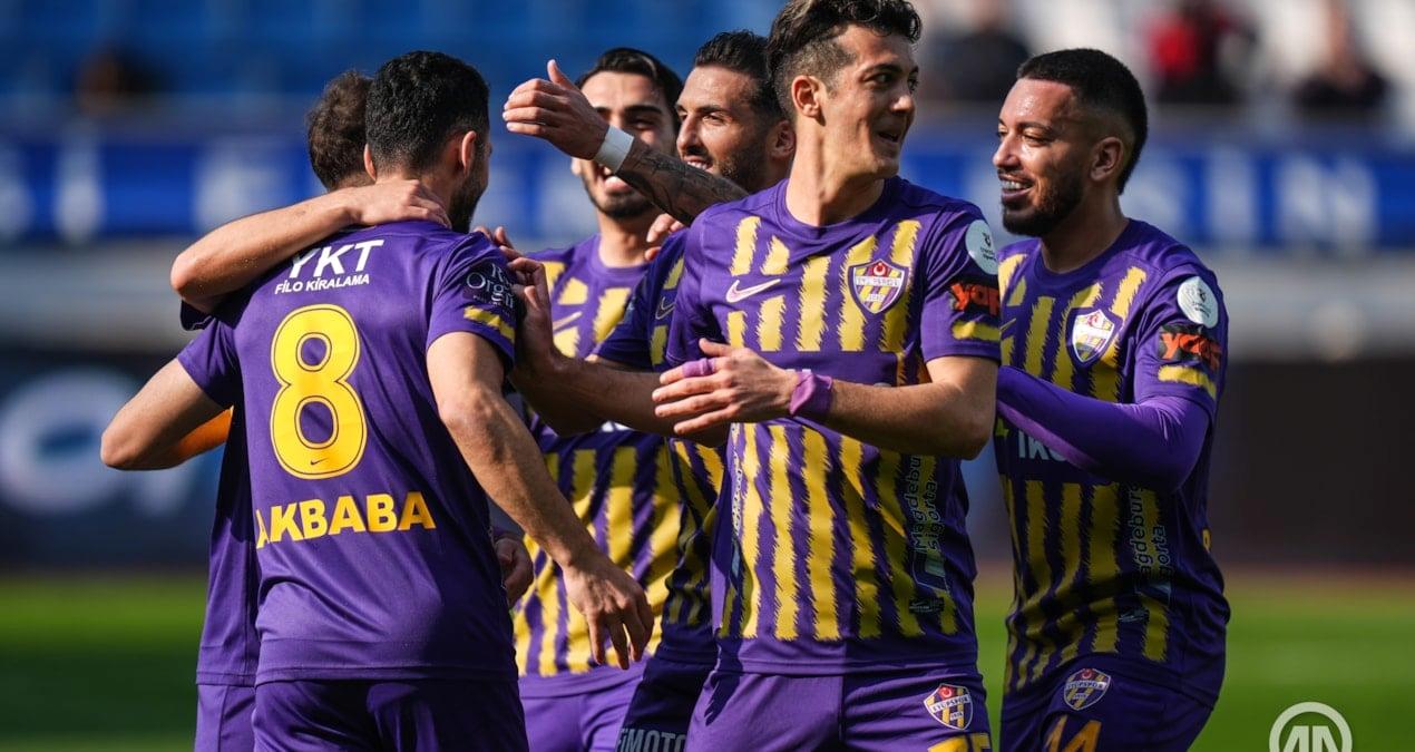 eyupspor-4-mac-sonra-galibiyetle-tanisti-AksgSuy9.jpg