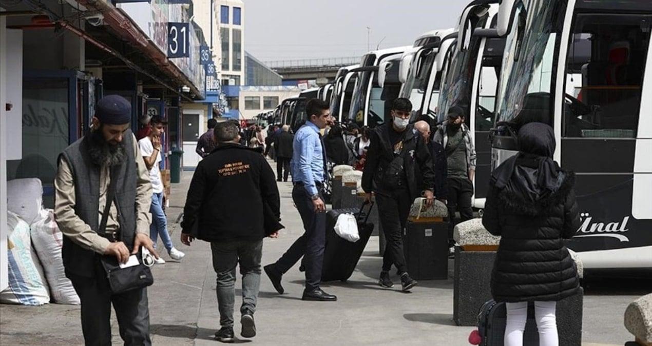 firsatcilar-bayramda-fiyatlari-alevlendiriyor-otobus-bileti-tarifesi-cuzdanlari-sarsacak-Ma4v54Av.jpg
