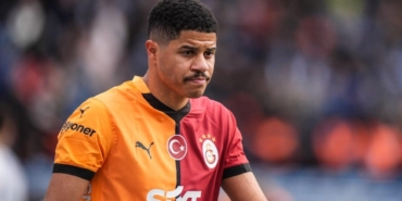 galatasarayda-parlayan-yildizlar-EhaGzAMS.jpg